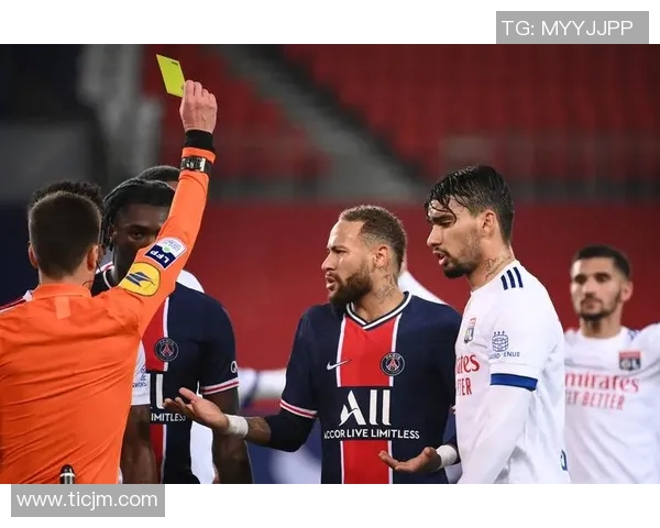 内马尔连续三场欧冠进球，巴黎圣日耳曼重返法甲榜首