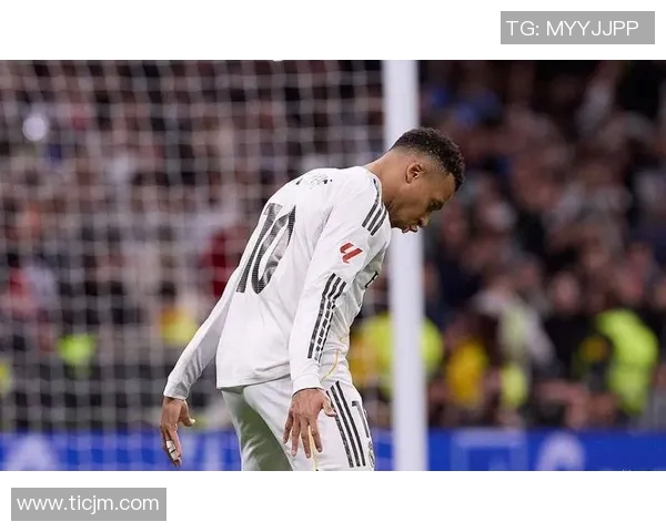 皇马官方确认C罗将回归，球迷欢呼雨露均沾