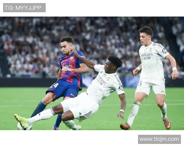 皇马逆袭巴萨夺得西甲冠军，梅西未能延续10连冠神话